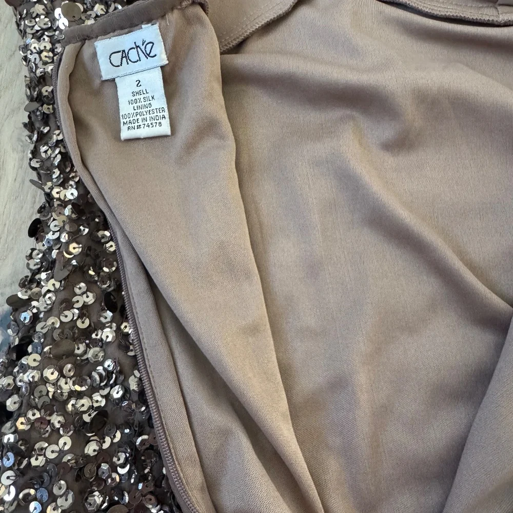 Cache Glittering Dress in Gold Metallic - Picture 3 of 9